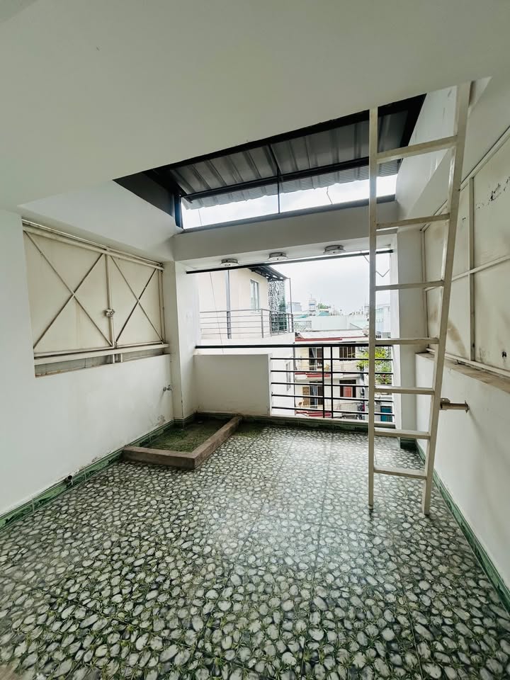 Nhà phố Thích Quảng Đức, Phú Nhuận 36m² giá 6.95 tỷ - Sẵn sàng vào ở ngay!