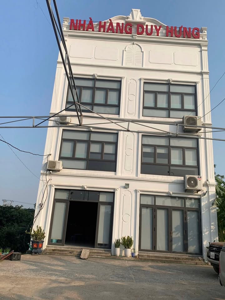 Nhà FrontHouse Khu 2, Tân Phương, Thanh Thủy 200m² giá 5 tỷ - Nhà mới xây, view sông đẹp!
