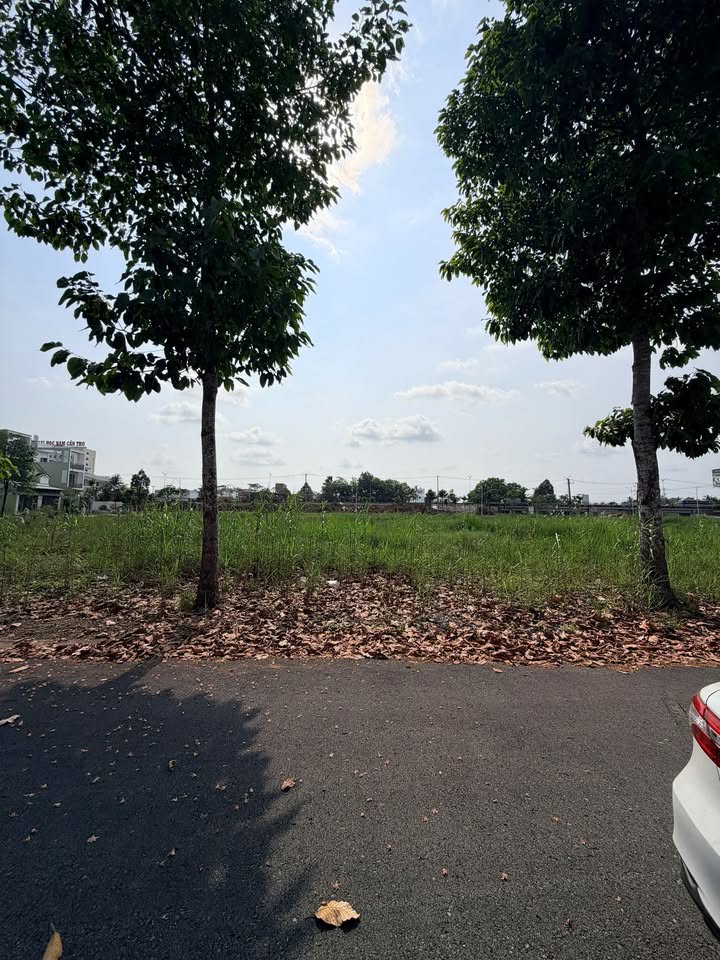 Đất nền khu 5c Hồng Loan, Cần Thơ 90m² giá 3.2 tỷ - Cơ hội đầu tư tuyệt vời!