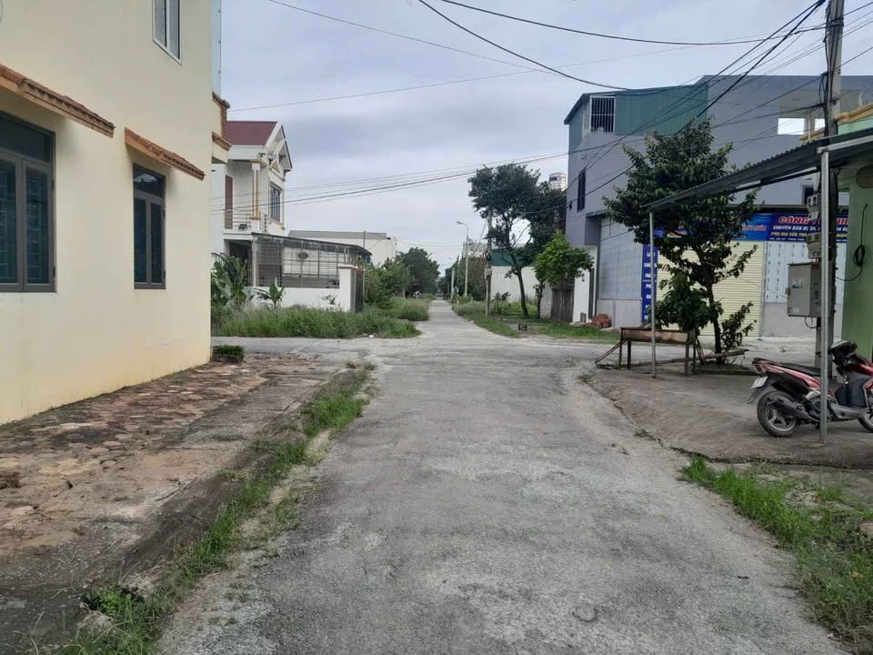 Lô đất 120m² Xã Hoằng Quỳ, Huyện Hoằng Hóa - Giá rẻ, vị trí đẹp, cần bán gấp!