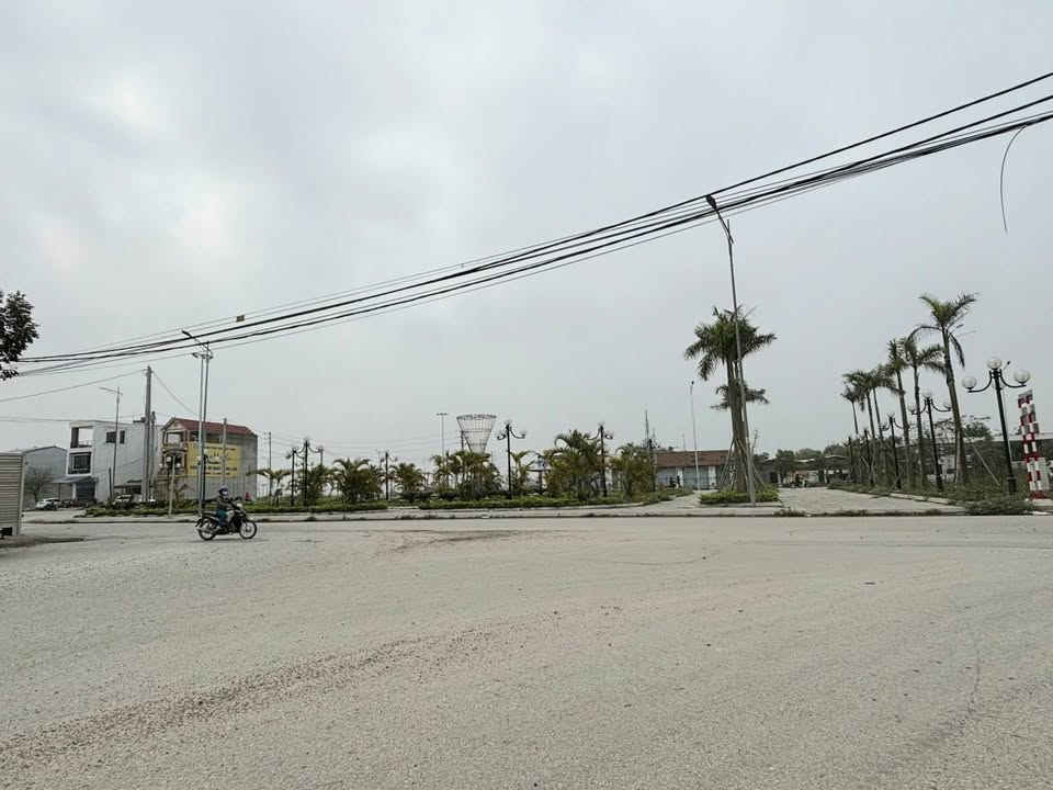 Lô đất đường đôi 36m tại Đông Sơn, TP Thanh Hóa 102m² - Đón đầu tiềm năng quy hoạch!