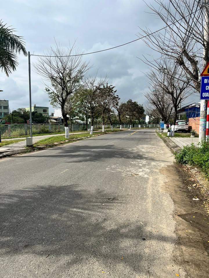 Đất mặt tiền Phạm Viết Chánh, Hòa Thọ Đông, 112,5m² giá 6,2 tỷ - View hồ mát mẻ!