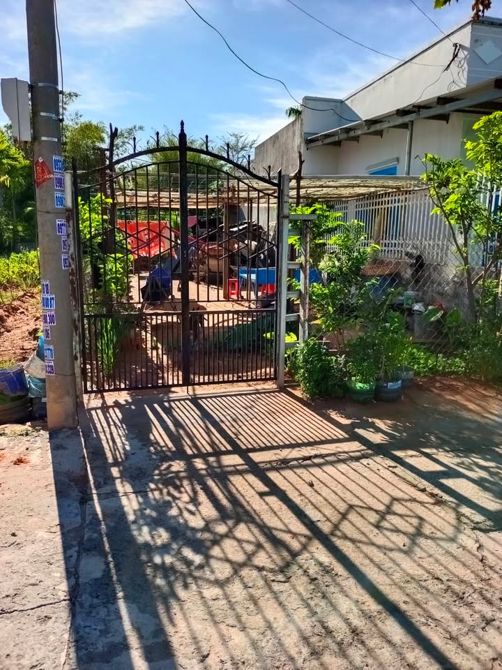 Đất thổ cư xã Tuyên Quang, Phan Thiết 100m² - Giá chỉ 850 triệu, thương lượng!