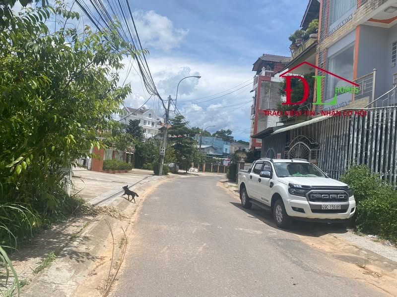 Nhà hai mặt tiền KQH Yersin Đà Lạt 87m² giá 8.9 tỷ - Thiết kế hiện đại, view thoáng