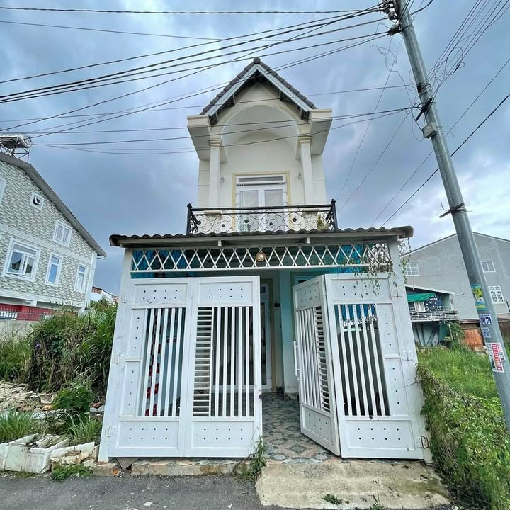 Nhà hẻm Phan Chu Trinh Đà Lạt 80m² giá 3.8 tỷ - Khu dân cư đông đúc!