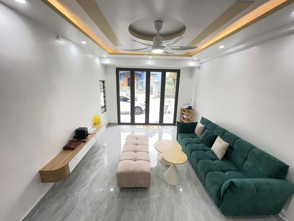 Nhà đẹp 48m² tại Phường Thượng Lý, Quận Hồng Bàng, Hải Phòng - Giá chỉ 3,3 tỷ, sổ đỏ chính chủ!