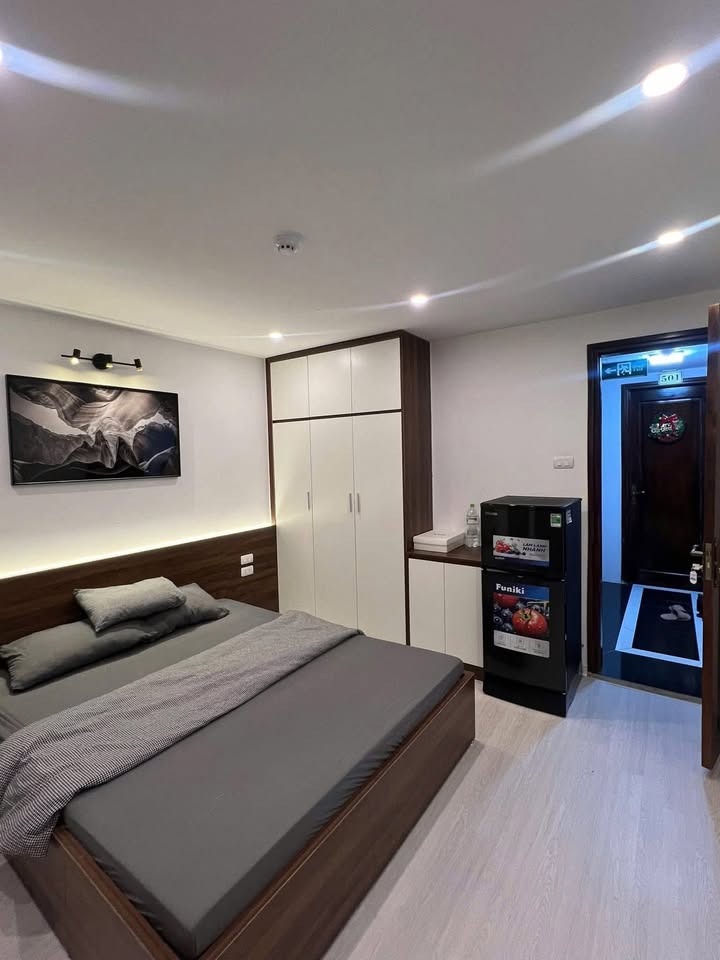 Căn hộ CCMN Nguyễn Khánh Toàn, Cầu Giấy, 63m² giá 18.9 tỷ - Đầu tư sinh lời hấp dẫn!