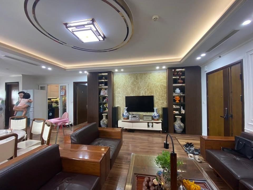 Căn hộ MHDI 361 Cầu Giấy 120m² giá 9.9 tỷ - Căn góc đẹp full nội thất!