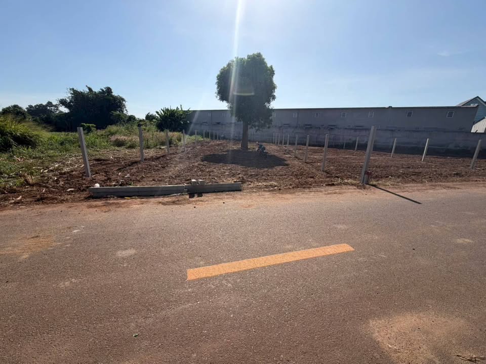 Đất nền trung tâm Thị trấn Đất Đỏ 300m² giá 2 tỷ - Sổ hồng riêng, xây dựng tự do!