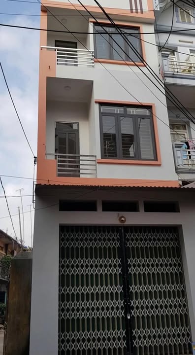 Nhà 3 tầng tại Thị trấn Vôi, 70m² giá chỉ 3 tỷ - Kinh doanh sầm uất!