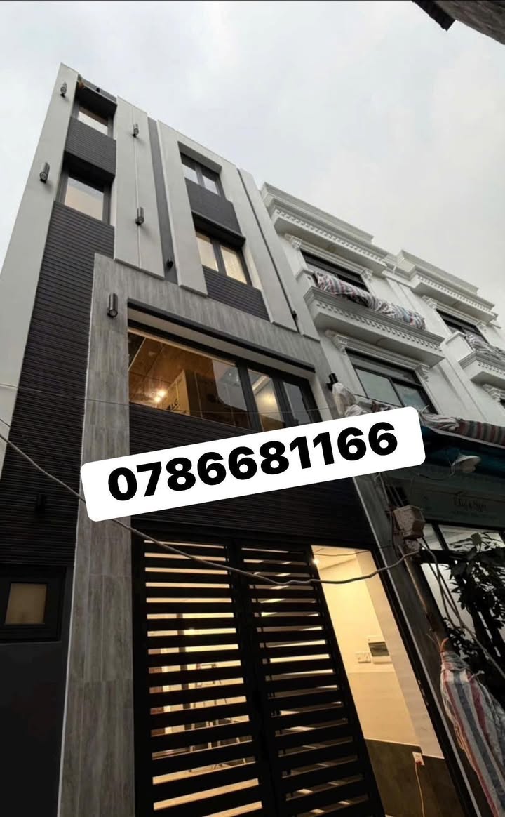 FrontHouse Phường 8, Quận Gò Vấp 50m² giá 7.65 tỷ - Full nội thất, mặt tiền thụt ngay công viên!