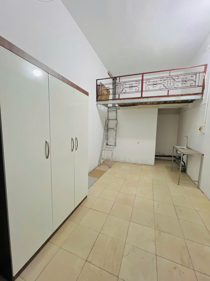 Phòng trọ cho thuê tại 51 Ngọa Long, Bắc Từ Liêm 2.4 triệu - Full nội thất, vào ở ngay!