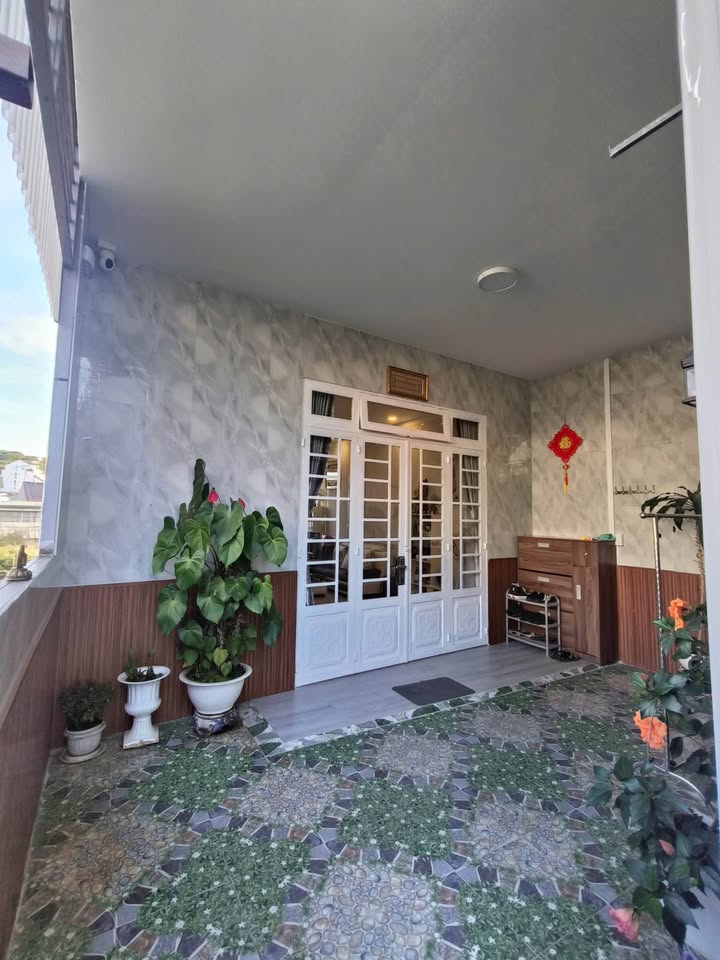 Nhà phố Đà Lạt 66m² giá 1.7 tỷ - Gần trung tâm thành phố