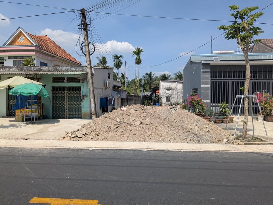 Lô đất mặt tiền đường Cây Me, Bình Nhâm 100m² giá chỉ 5 tỷ - Cơ hội đầu tư tuyệt vời!