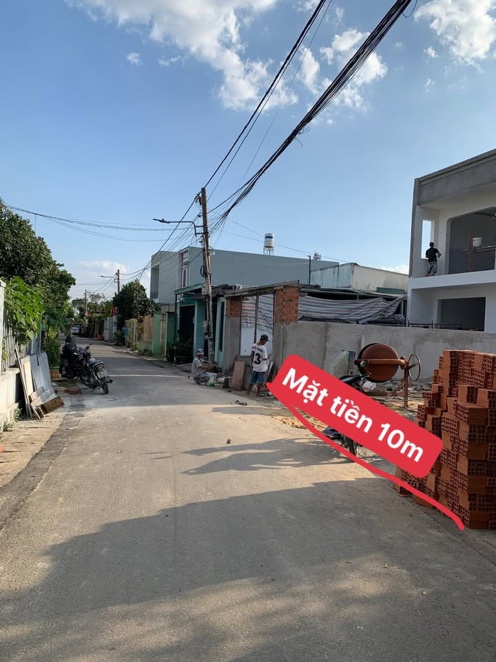 Đất nền Tương Bình Hiệp Bình Dương, 184m², Giá 2.3 Tỷ - Sổ Hồng Chính Chủ, Mặt Tiền 10m, Ô Tô Tránh