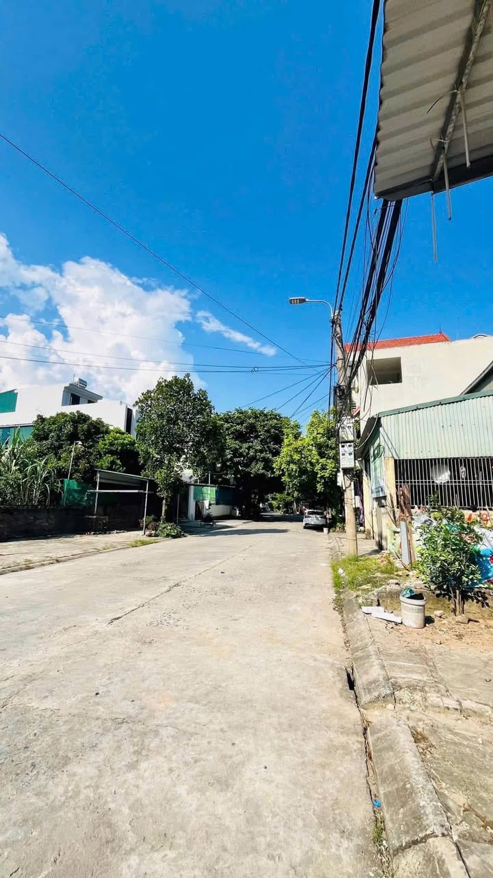 Đất nền áp góc tại ngõ 112 Phan Chu Trinh, Hải Dương 45m² giá 1.2 tỷ - Đường ô tô vào thoải mái!