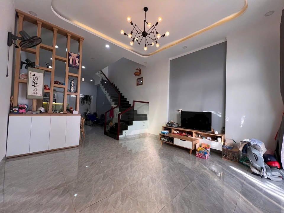 Nhà riêng tại Hẻm 128 Đồng Khởi, 100m² giá 4.25 tỷ - Chính chủ bán gấp!