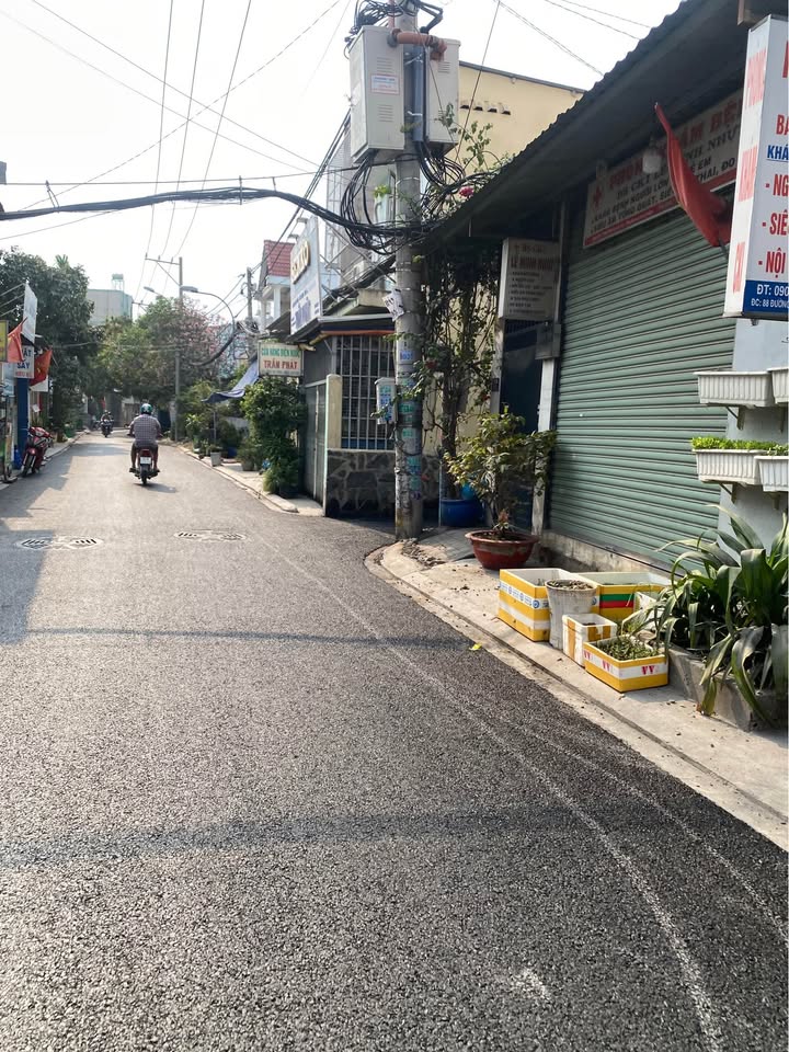 Nhà mặt tiền kinh doanh Hiệp Phú 60m² giá thỏa thuận - Sát Ngã tư Thủ Đức!