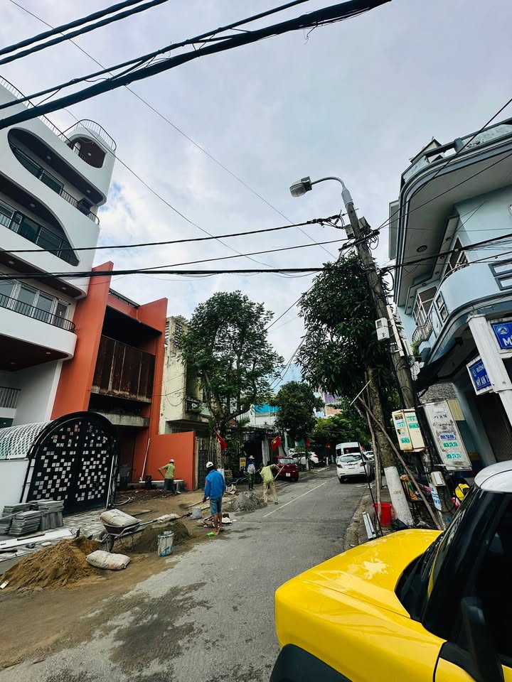 Nhà riêng Mỹ An, Đà Nẵng 96m² giá 9.1 tỷ - Bán gấp, sát sông!