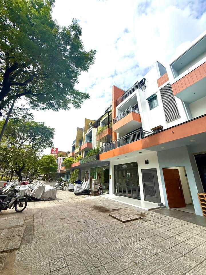Shophouse 4 tầng Nại Nam Đà Nẵng 150m² giá 27 tỷ - Đầu tư sinh lời ngay!