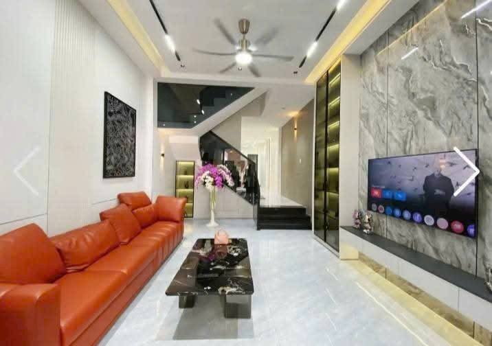 Nhà 3 tầng Tiên Sơn, Hòa Cường Bắc, 64m² giá 8 tỷ - Full nội thất mới đẹp!