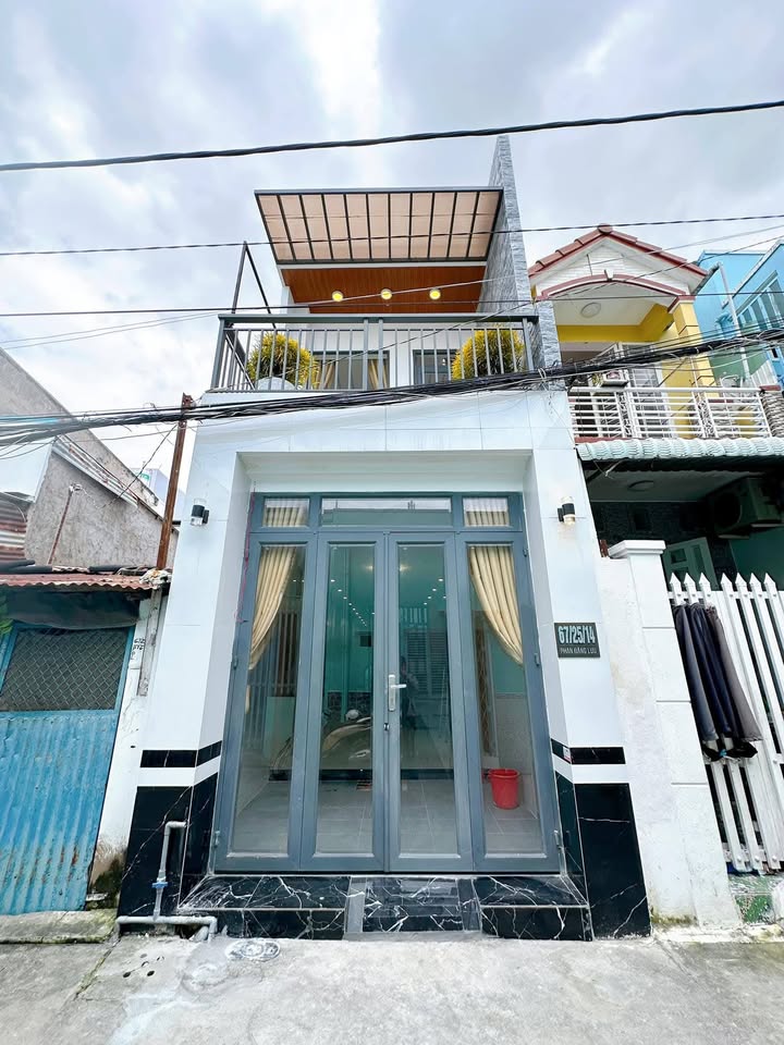 Nhà phố đường Phan Đăng Lưu, Cần Thơ 54.5m² giá 3.25 tỷ - Sẵn sàng vào ở!