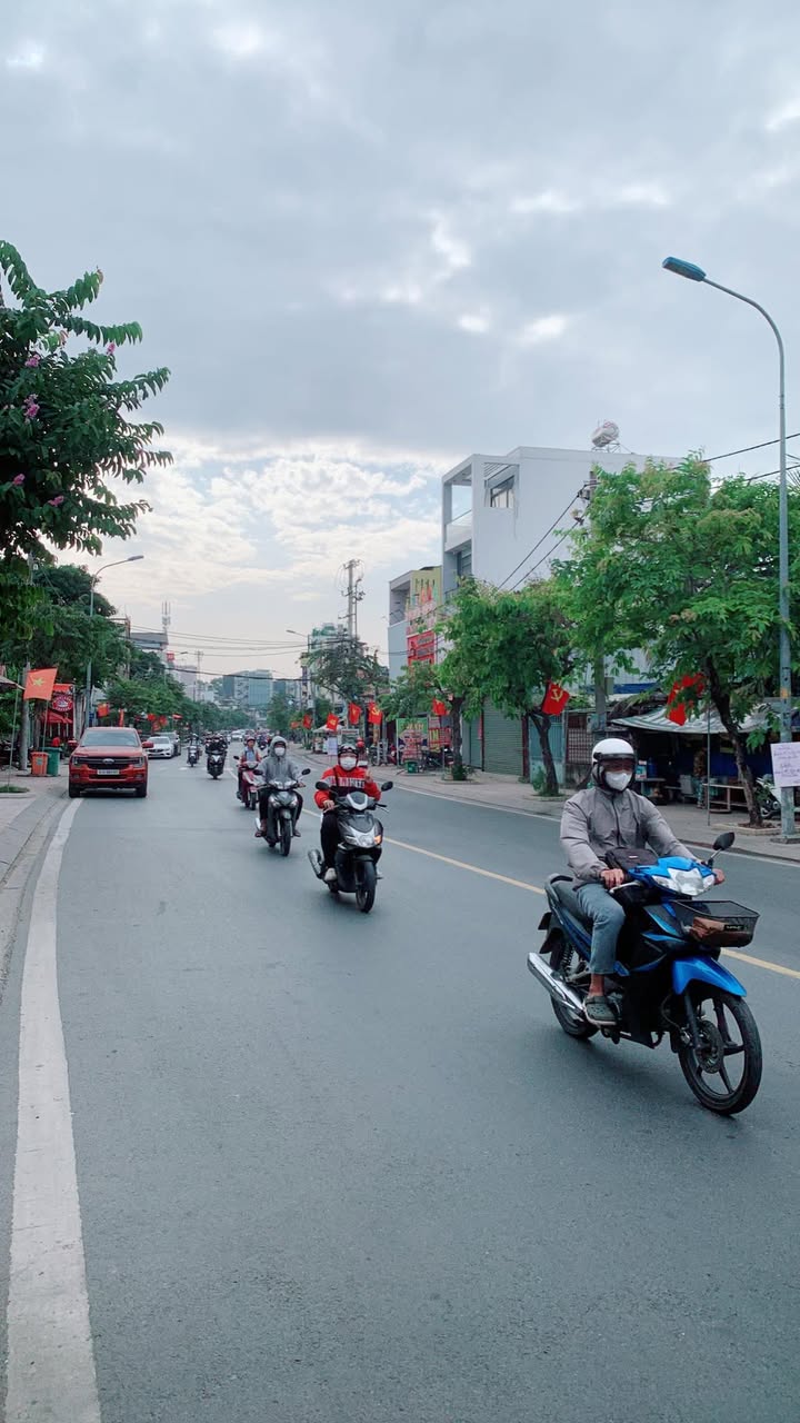 Nhà phố Thủ Đức 75m² giá 9 tỷ - Đầu tư sinh lời ngay tại vị trí sầm uất!