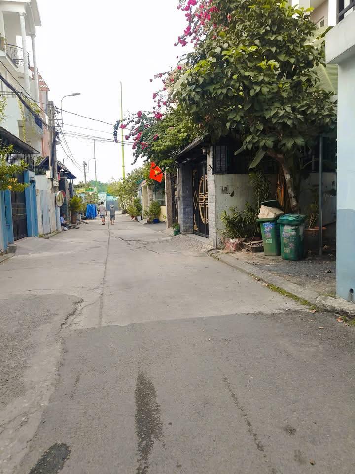 Đất nền hẻm xe tải 6m Đình Phong Phú 83.5m² giá 5 tỷ - Tiện xây mới ngay!