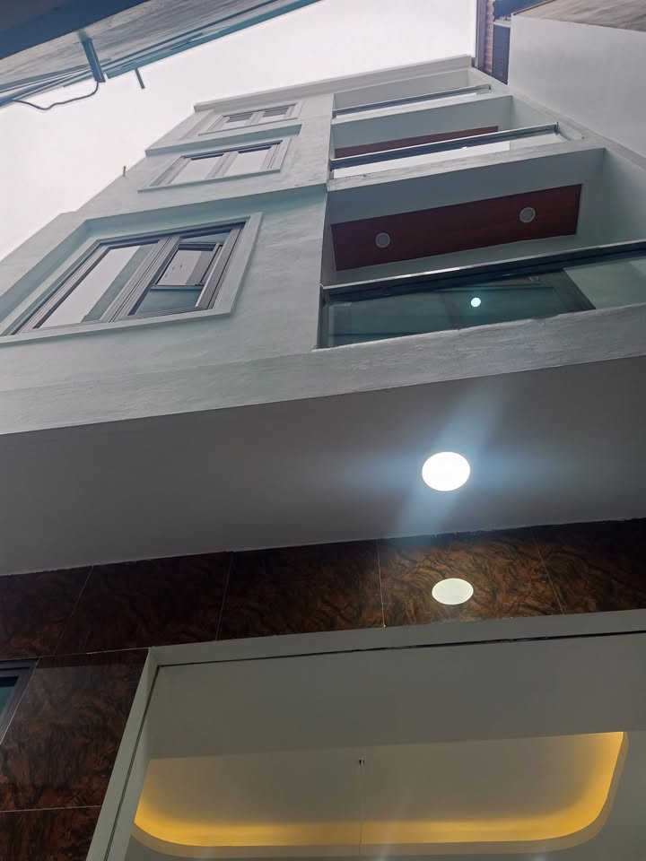 Nhà 4 tầng Thị trấn Trạm Trôi 40m² giá 4 tỷ - Gần ô tô tải