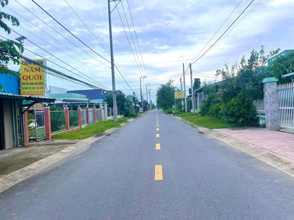 Bán gấp FrontHouse mặt tiền Võ Duy Linh, Gò Công 129m² - Kinh doanh thuận lợi!