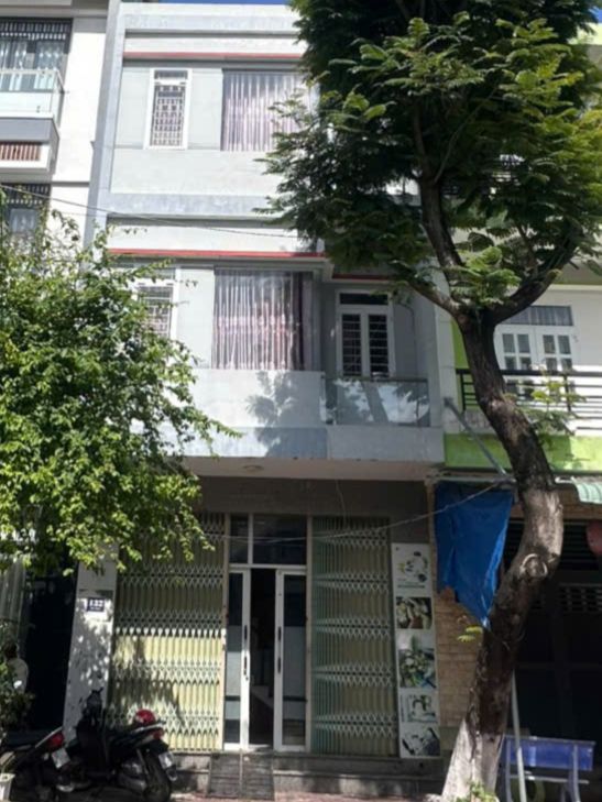 Nhà bán kiên cố 40m² tại Lê Thanh Nghị - Giá chỉ 3 tỷ