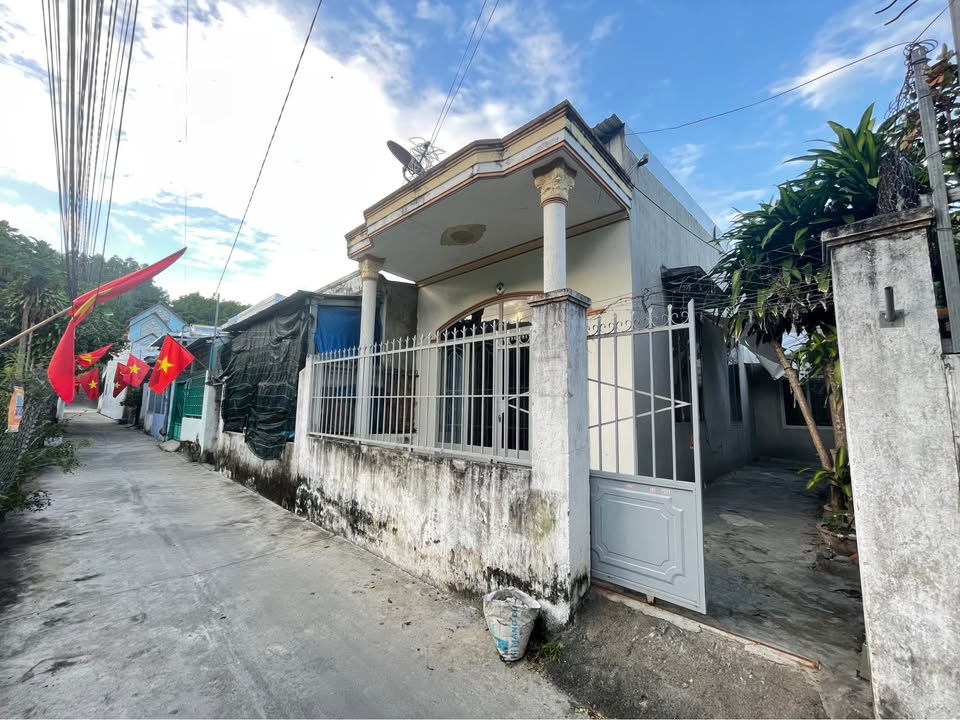 Nhà cấp 4 Phước Hải Nha Trang 85m² giá 3.5 tỷ - Ô tô tận nhà