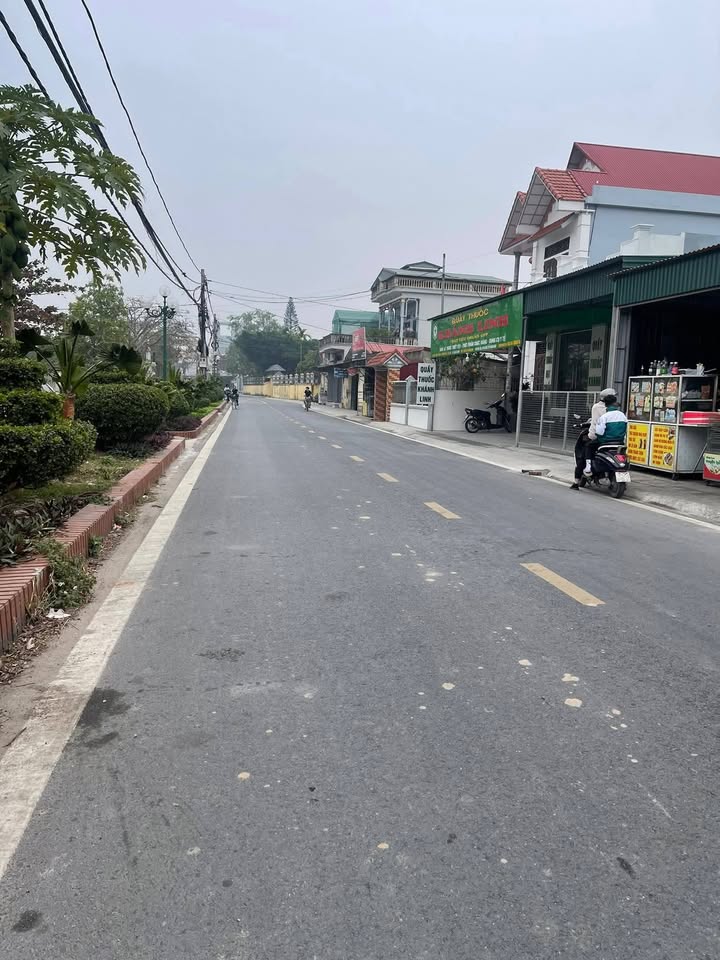 Đất Thổ Cư Tại Thôn Bảo Châu, Đông La 71m² - Đối Diện Trường Học!