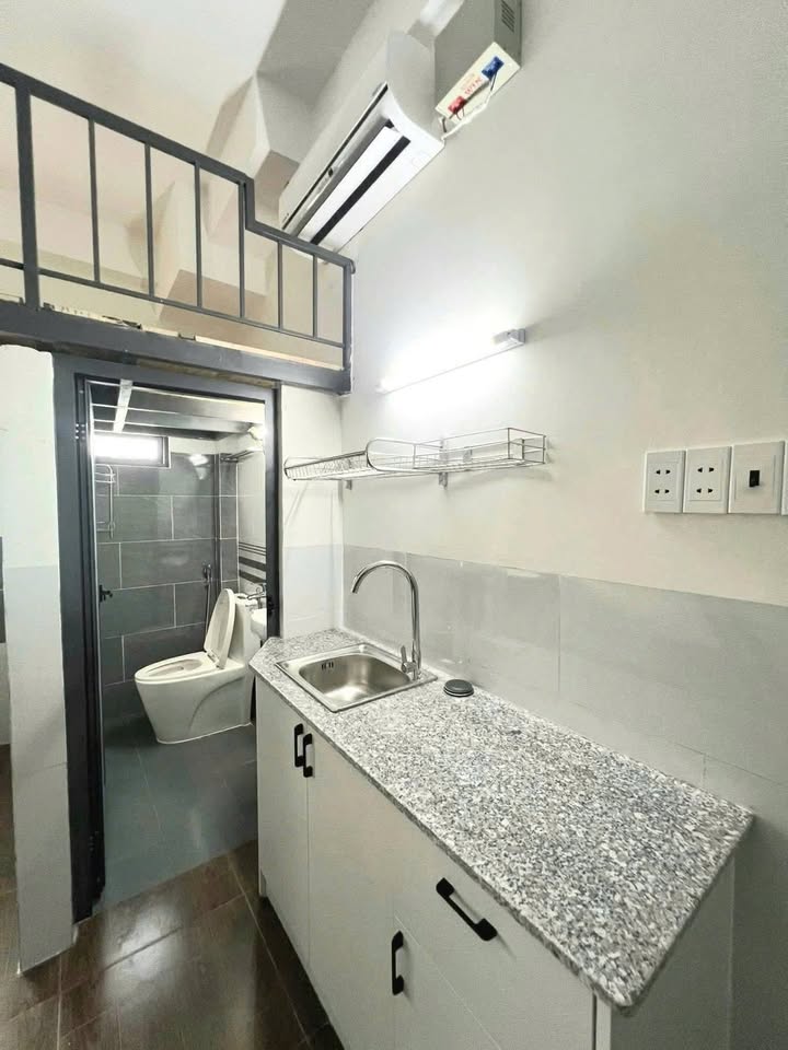 Căn hộ dịch vụ 1/ Đình Phong Phú, Quận 9 - 102,5m² giá chỉ 15,5 tỷ - Đầu tư sinh lời ngay!