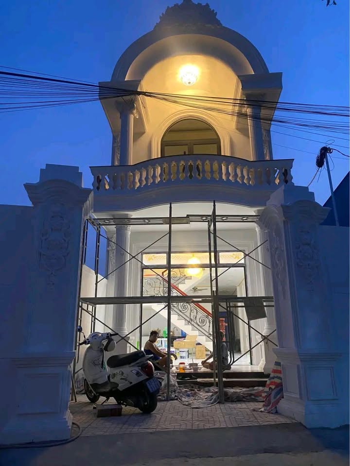 Nhà 1 trệt 1 lầu tại Ấp 2, Xã Trung An, TP Mỹ Tho - Giá 2.84 tỷ, tặng nội thất!