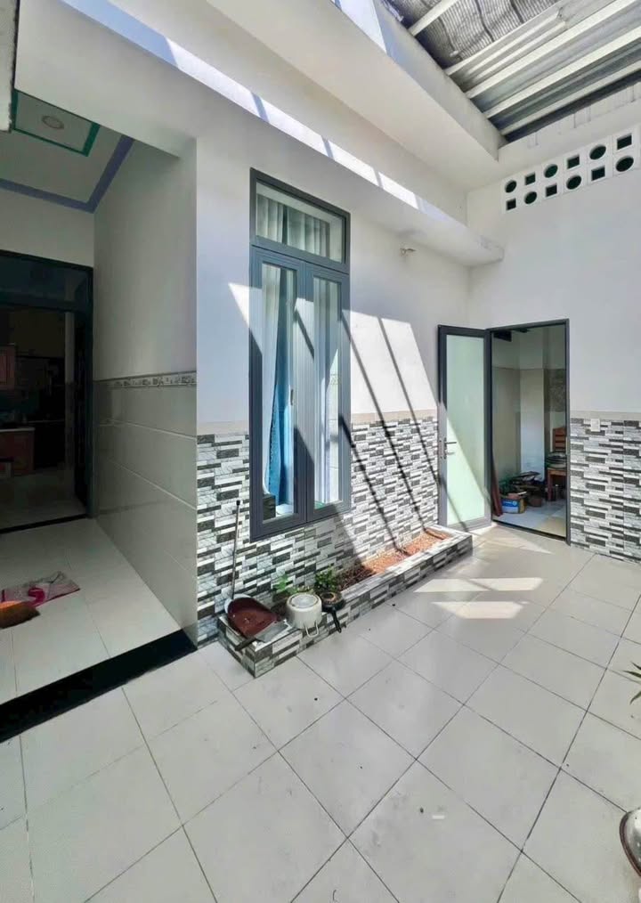 Nhà cấp 4 mới 100% tại Phong Nẫm 100m² giá 1.39 tỷ - Sổ hồng chính chủ!