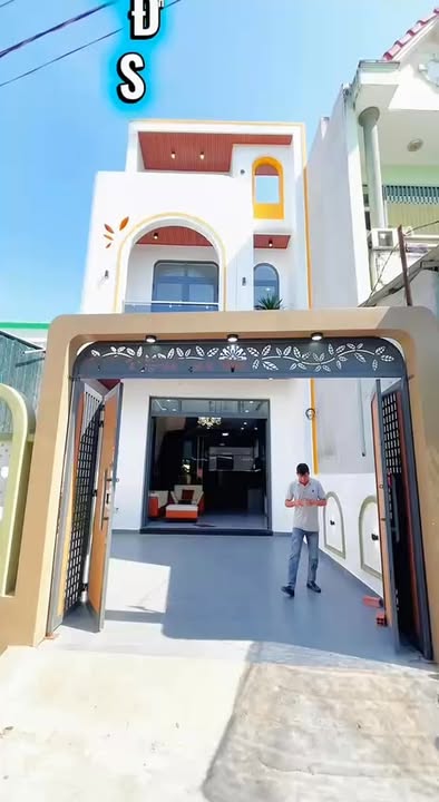 Nhà 1 Trệt 1 Lầu Đường Xe Hơi Tại Long Thượng 98m² Giá 2.69 Tỷ - Đầy Đủ Tiện Nghi