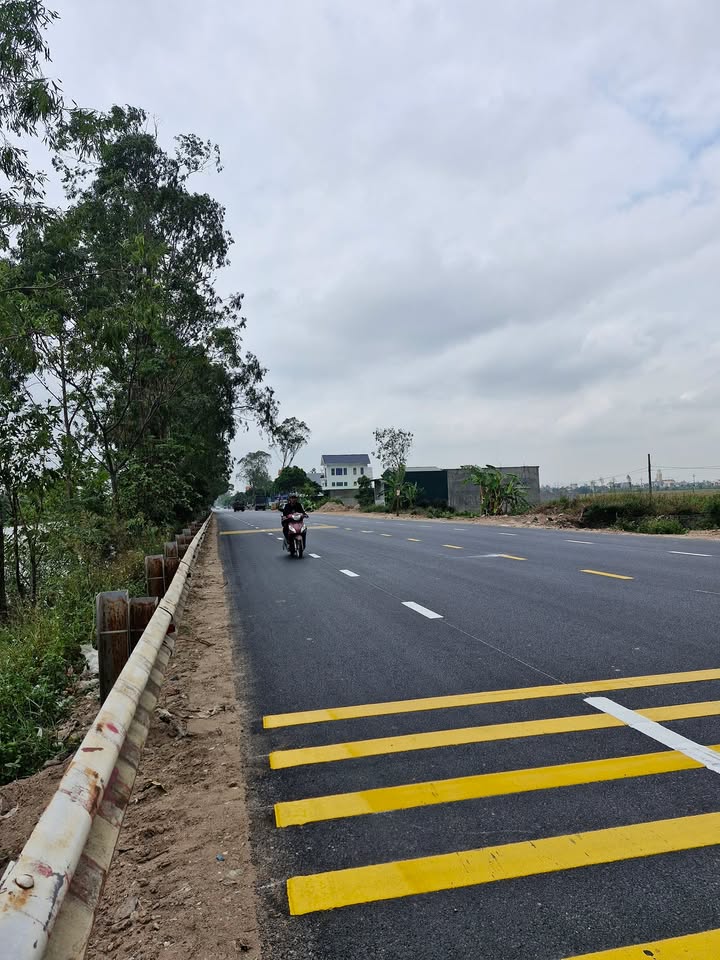 Đất nền Quang Bình Kiến Xương 100m² giá thỏa thuận - Kinh doanh sầm uất!