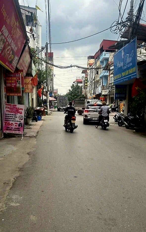 Đất nền Lãm Làng, Vân Dương, Bắc Ninh 82m² giá 3 tỷ - Kinh doanh thuận lợi!