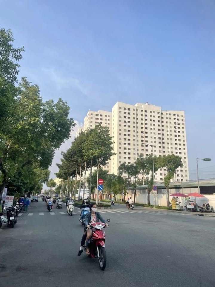 Nhà phố Học viện Cán bộ Quận 3 - 40m² giá 5 tỷ - Full nội thất sang trọng!