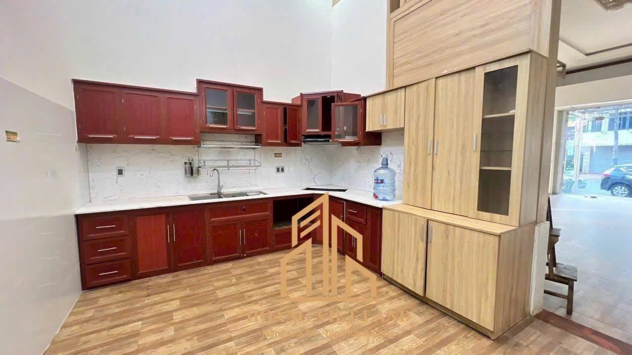 Bán nhà mặt tiền kinh doanh Lý Thái Tổ, P.Tân An, TP.BMT 150m² giá 13.5 tỷ - Đầu tư sinh lời ngay!