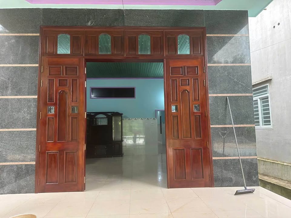 Nhà mặt tiền nhựa Nông Trường Trảng Sa, 1050m² giá 2.4 tỷ - Bán gấp trước Tết!