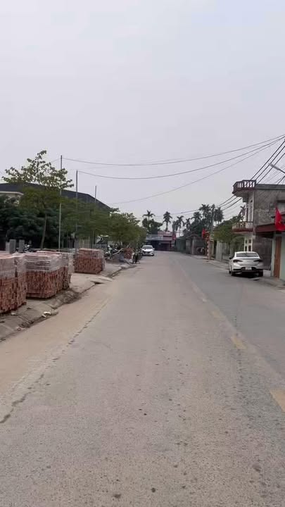 Lô đất trục chính xã Chí Minh, 1000m² giá 4 tỷ - Đầu tư an toàn!