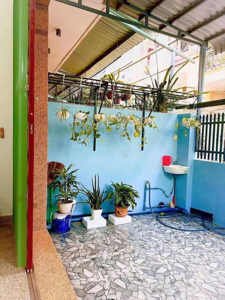 Nhà 2 tầng đường Lộ Giới, phường Ghềnh Ráng, 75m² giá 3.75 tỷ - Vị trí trung tâm du lịch!