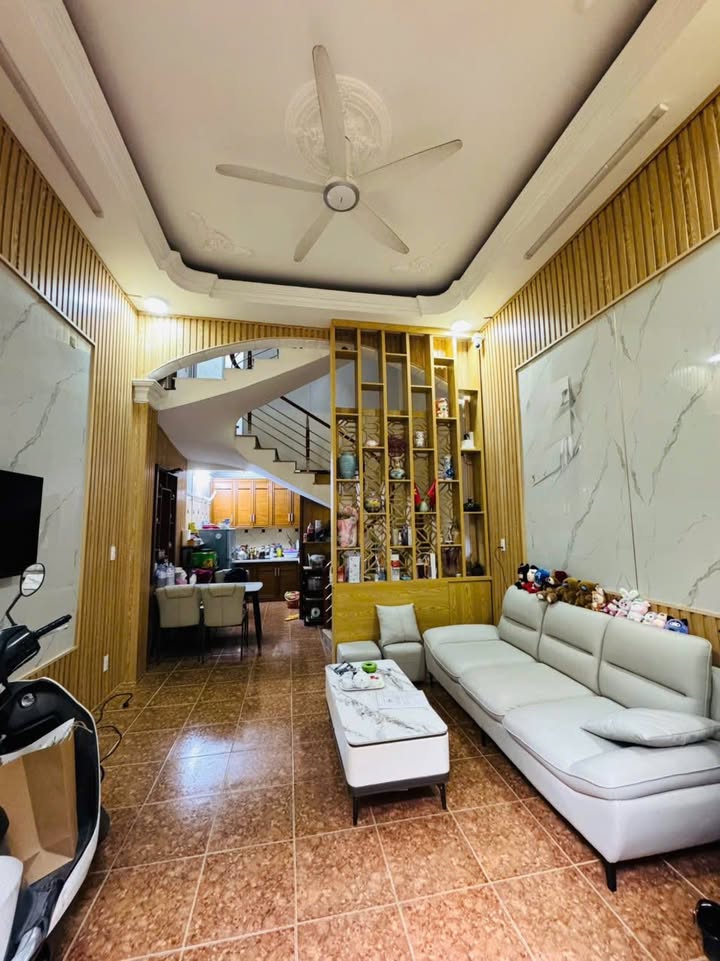 Nhà phố Đình Đông, Hải Phòng 35m² giá chỉ 2.5 tỷ - Tiện nghi đầy đủ, ở ngay!