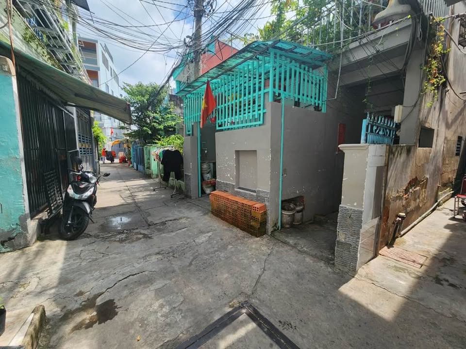 Nhà phố Quận 7 130m² giá 5.9 tỷ - Pháp lý rõ ràng, sổ hồng riêng!