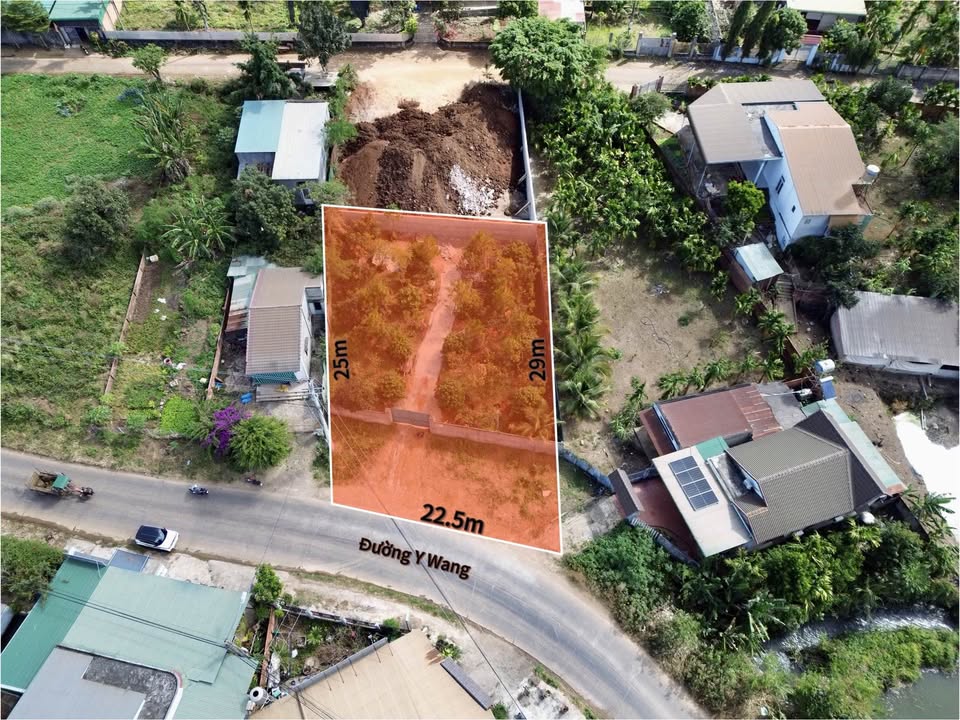 Đất nền mặt tiền Y Wang 652m² giá 6.2 tỷ - Đầu tư sinh lời ngay!