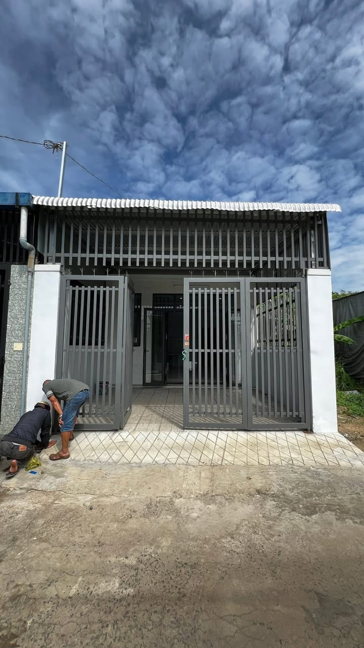 Nhà mới xây tại Ấp 1, Sông Trầu, Trảng Bom 100m² giá 1.2 tỷ - Dọn vào ở ngay!