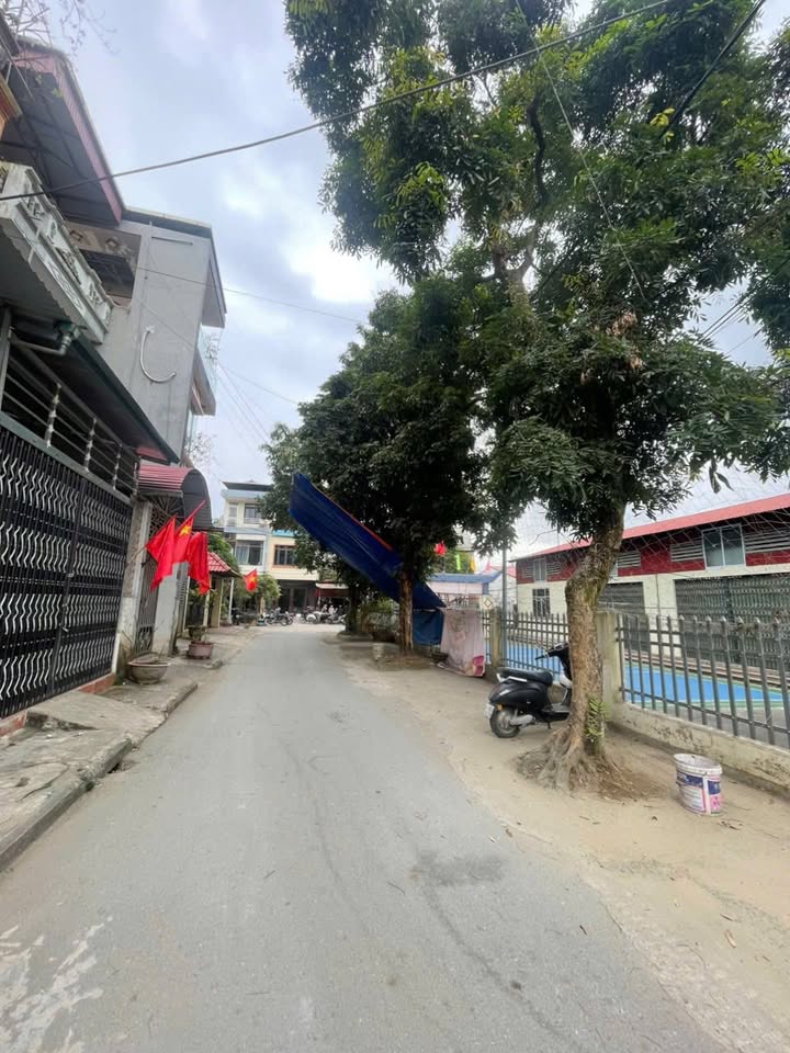 Nhà 2 tầng đường Vũ Văn Mật, Cam Đường 59m² - Ô tô vào tận nơi!