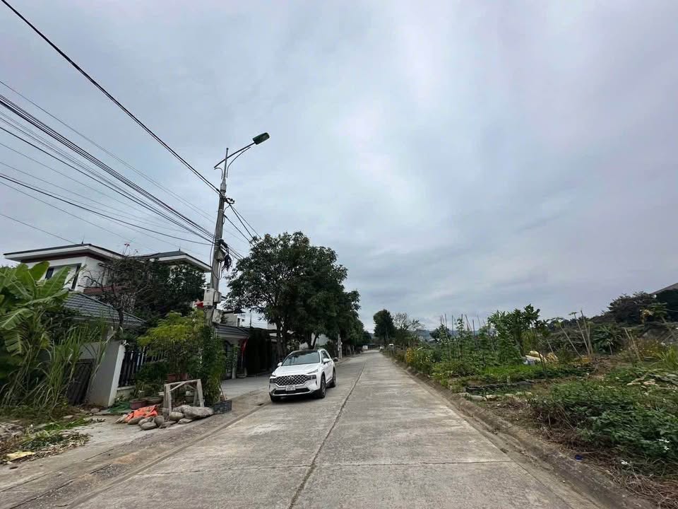 Đất nền 340m² đường Ngòi Đum, Lào Cai giá 11 tỷ - Hàng hiếm view suối